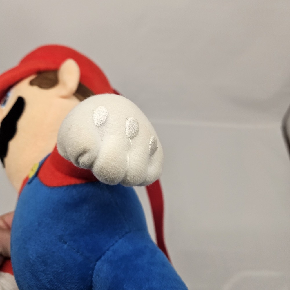 Super Mario Bros. Mario 18" Plush Backpack Nintendo Official Product - Picture 10 of 11